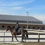 Gites Du Moulin, Centre Equestre, Restaurant Сasa de vacaciones