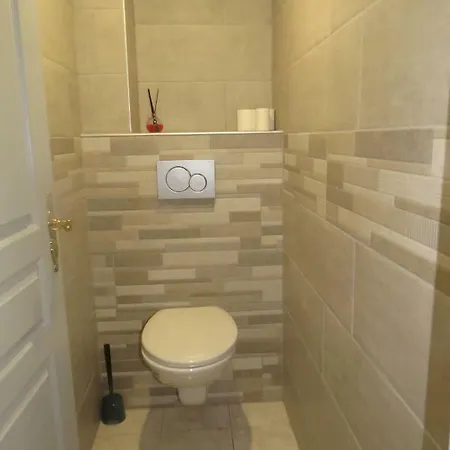 別荘 Gites Du Moulin, Centre Equestre, Restaurant Widensolen