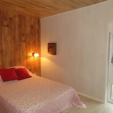 Gites Du Moulin, Centre Equestre, Restaurant *