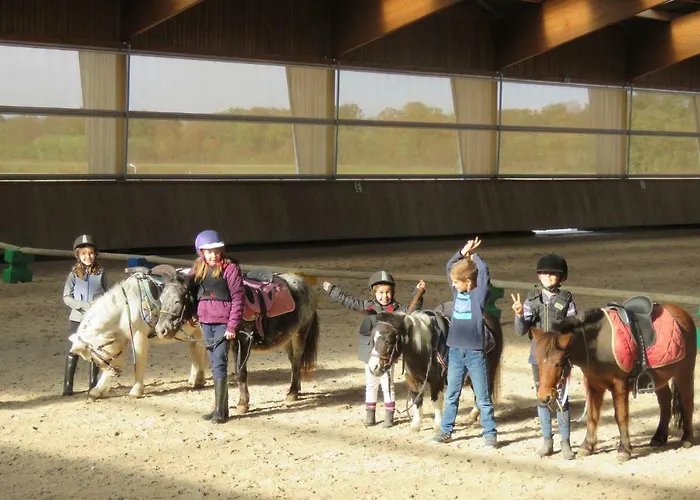 Feriehus Gites Du Moulin, Centre Equestre, Restaurant Widensolen